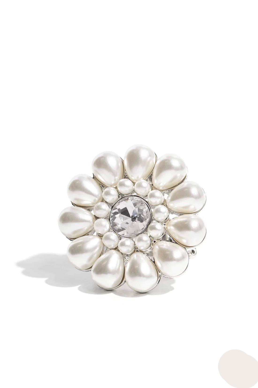 Paparazzi Rings - PEARL Talk - White