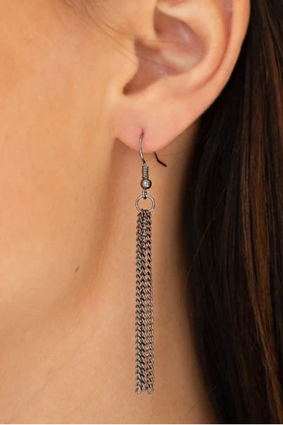 Paparazzi Necklaces - Timelessly Tasseled - Black