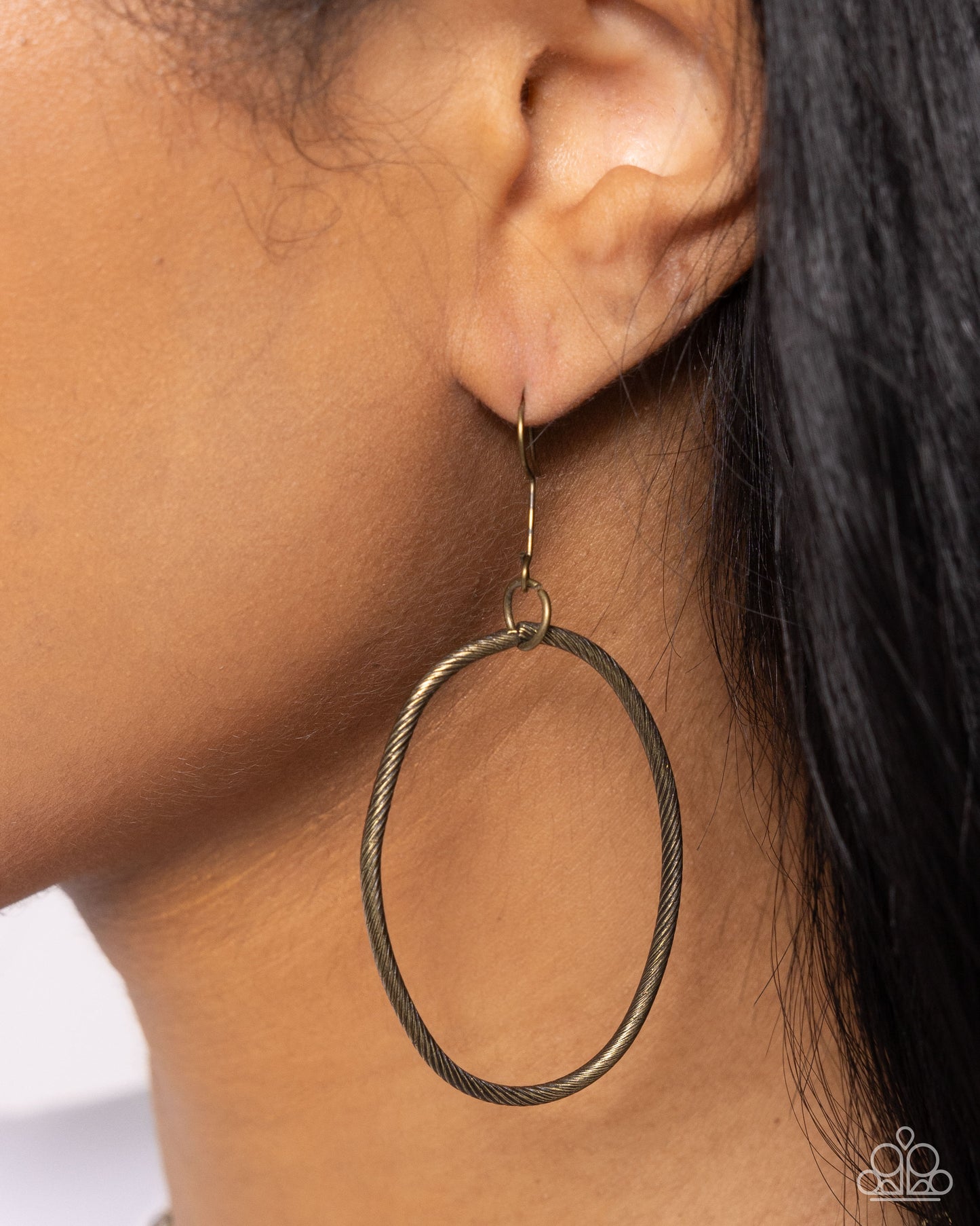 Paparazzi Necklaces - Move On OVAL! - Brass