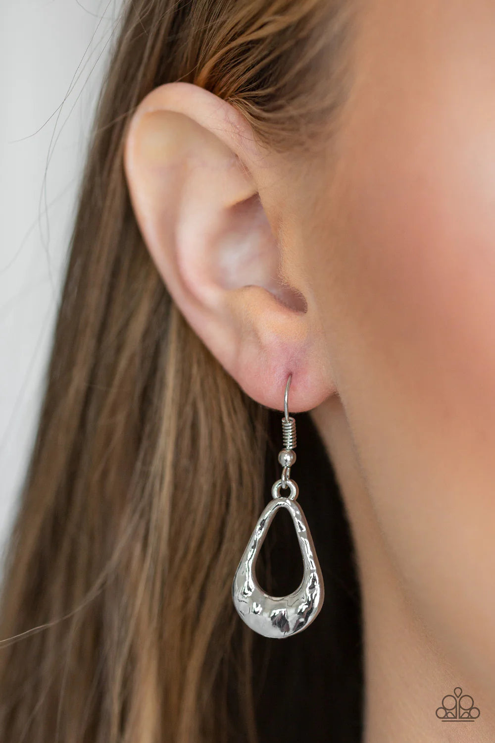 Paparazzi Necklaces - Teardrop Envy - Silver