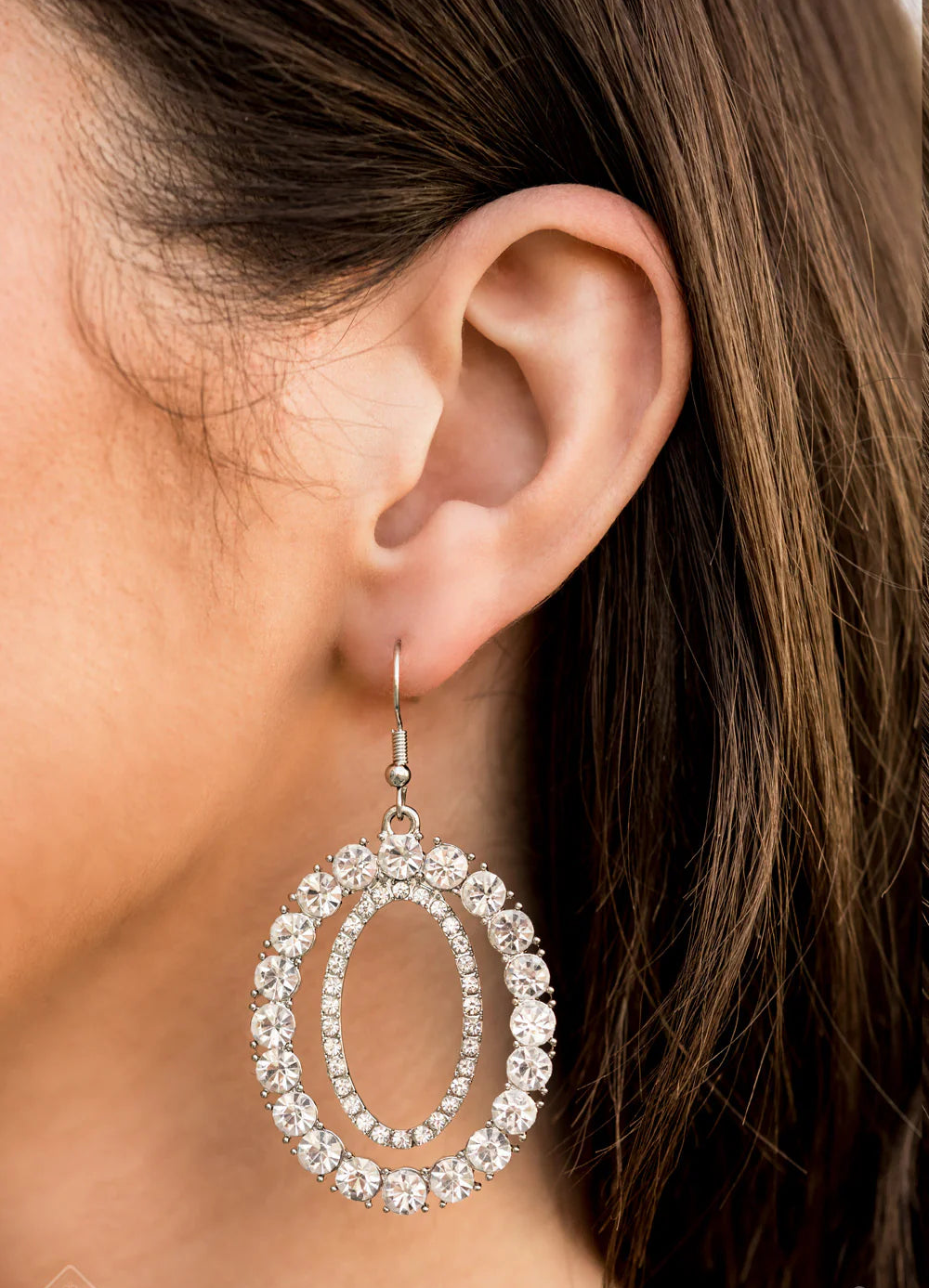 Paparazzi Earrings - Deluxe Luxury - White