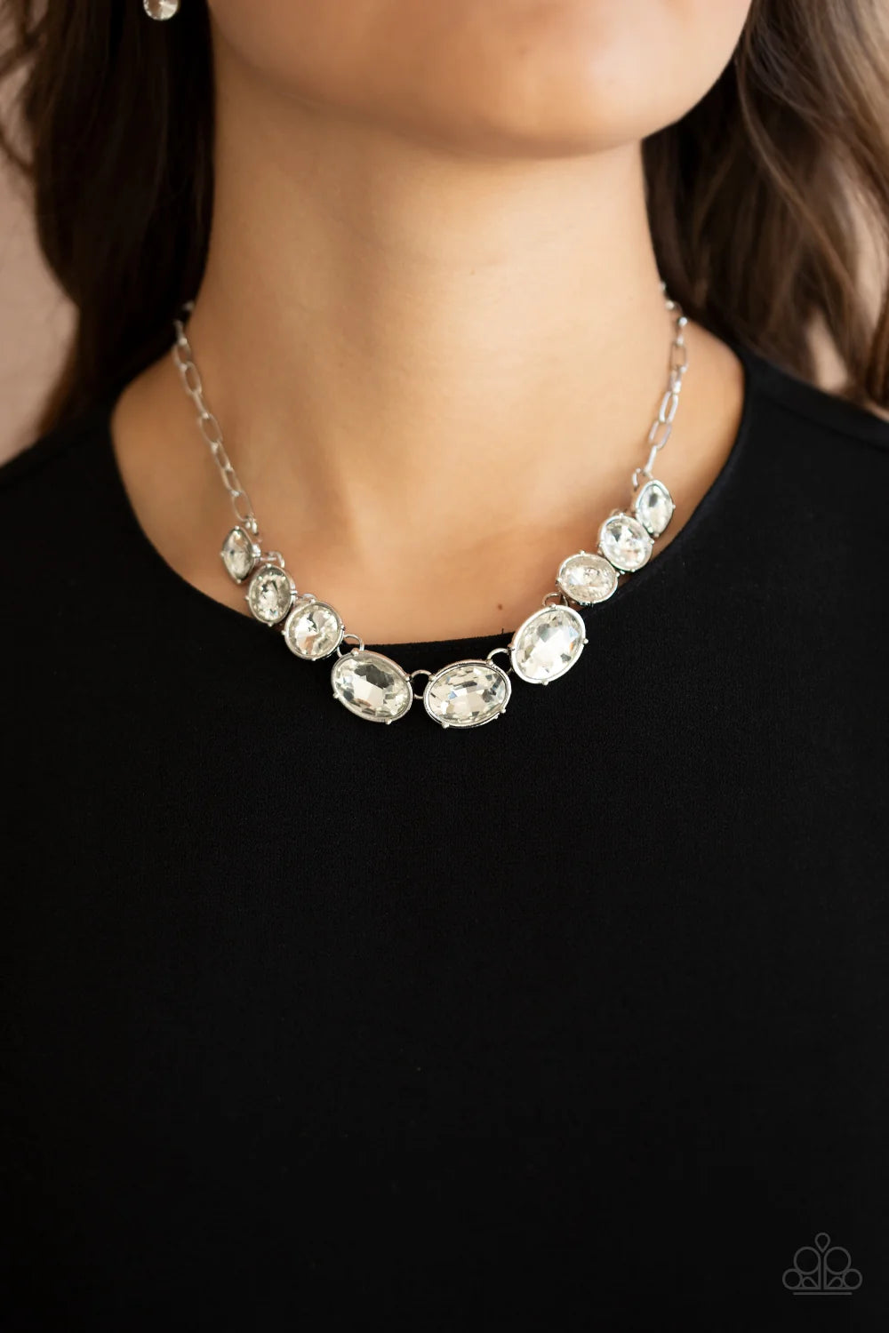 Paparazzi Necklaces - Gorgeously Glacial - White - LOP 2021