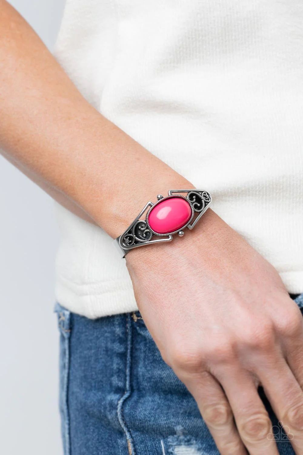 Paparazzi Bracelets - Springtime Trendsetter - Pink