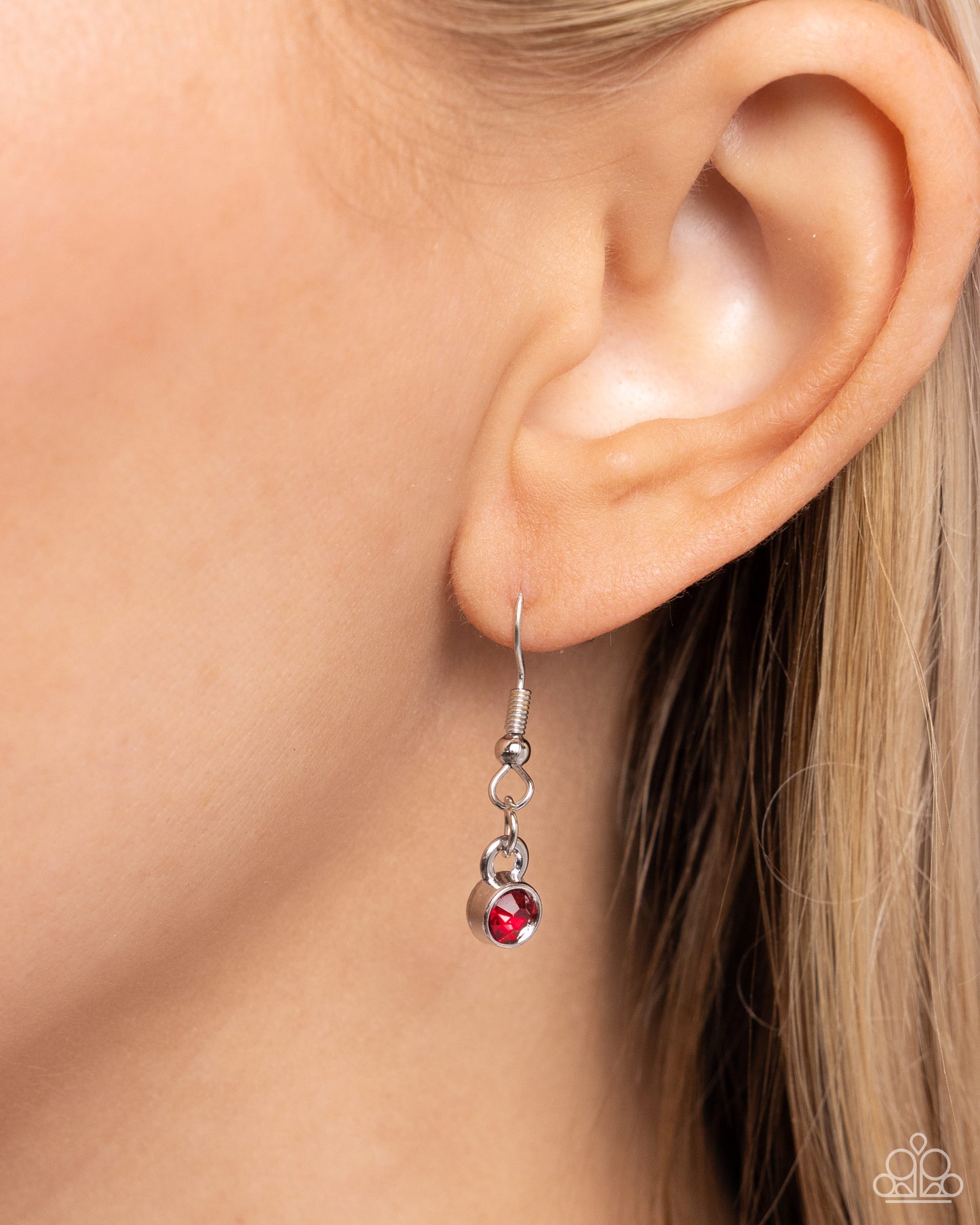 Paparazzi Necklaces - Dauntless Demure - Red