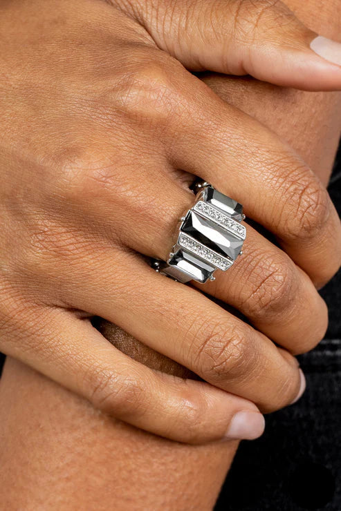 Paparazzi Rings - A Glitzy Verdict - Silver
