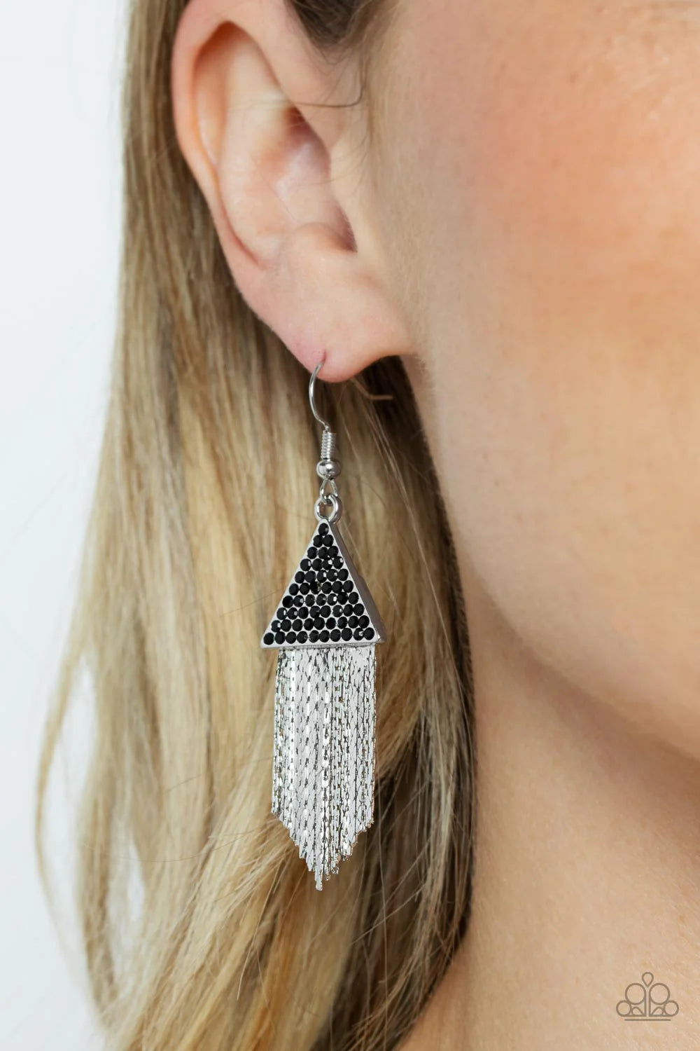 Paparazzi Earrings - Pyramid Sheen - Black
