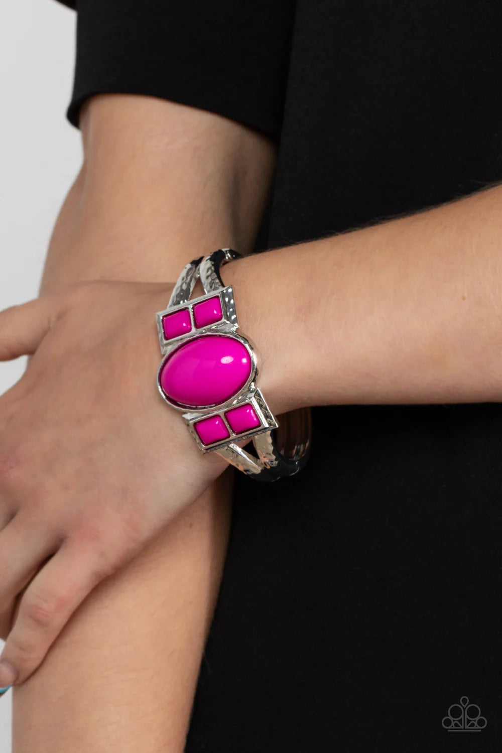 Paparazzi Bracelets - A Touch of Tiki - Pink