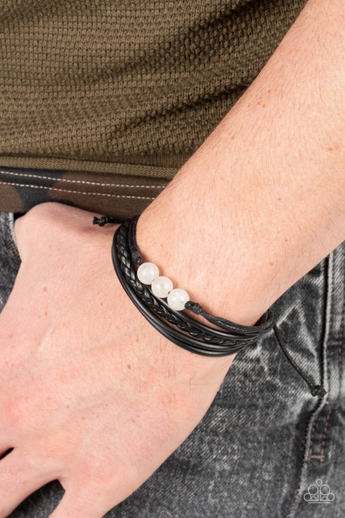 Paparazzi Urban Collection - Rest Easy - White