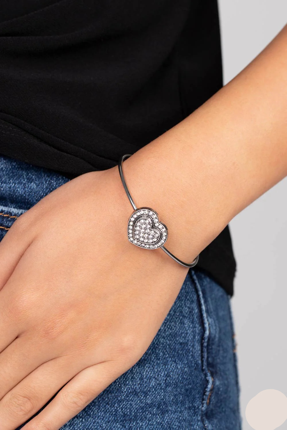 Paparazzi Bracelets - Stunning Soulmates - White
