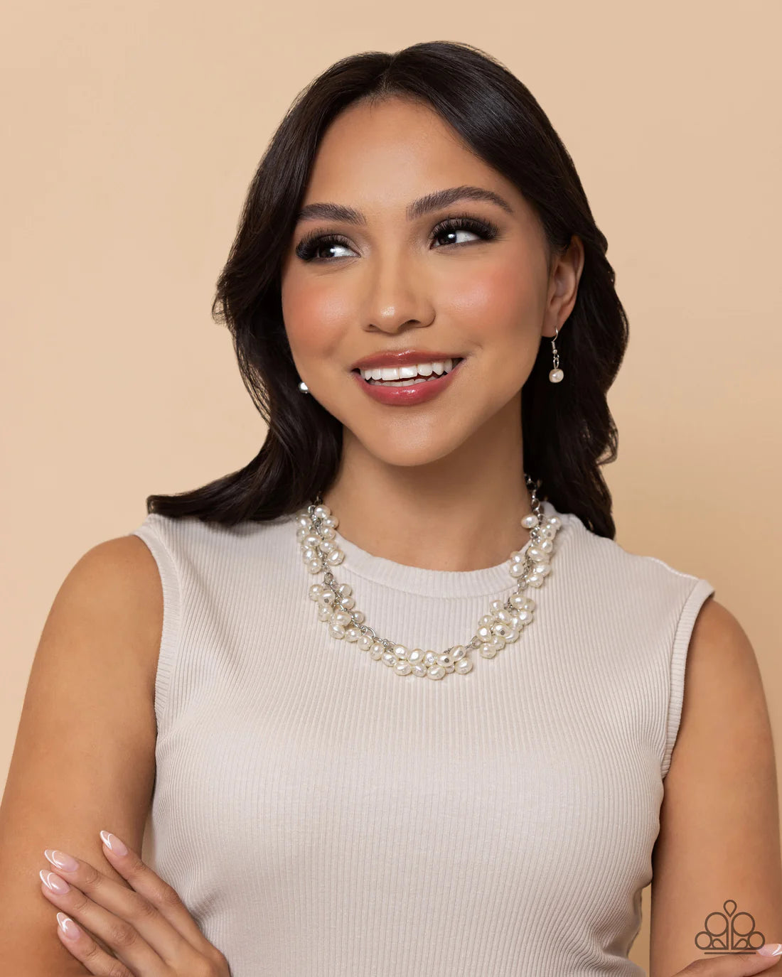 Paparazzi Necklaces - - Pearl Parlor - White