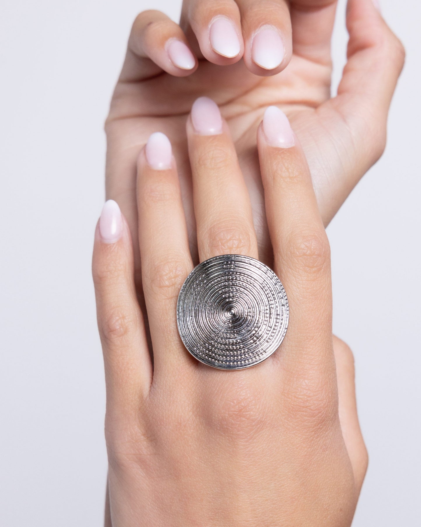 Paparazzi Rings - Dizzying Delight - Silver