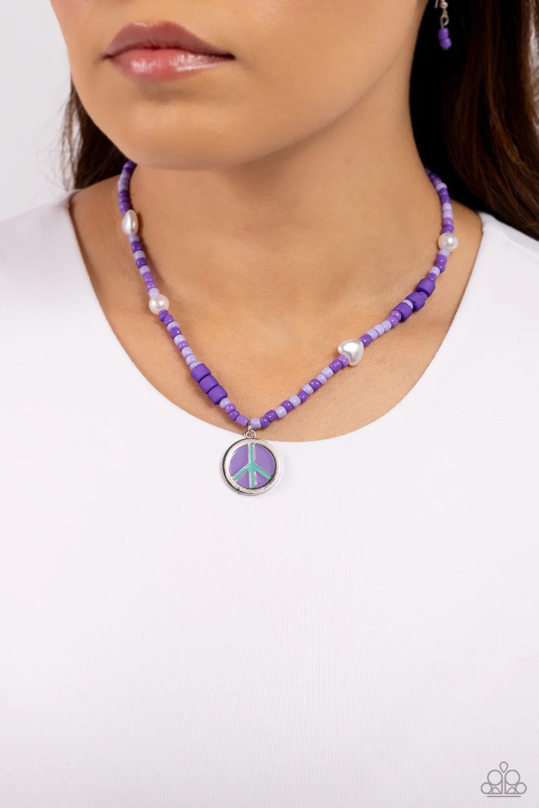 Paparazzi Necklaces - Pearly Possession - Purple
