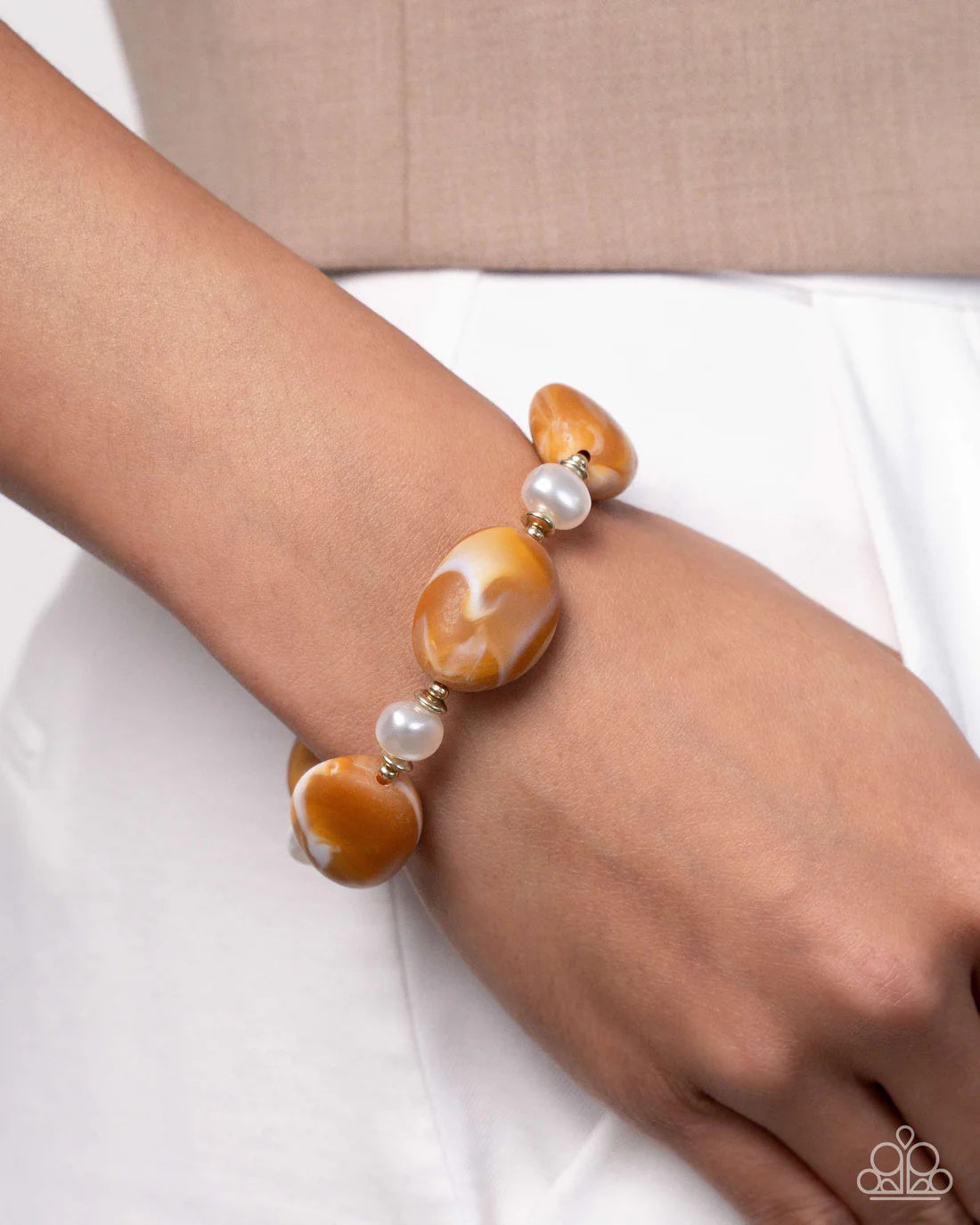 Paparazzi Bracelets - Selective Slay - Brown