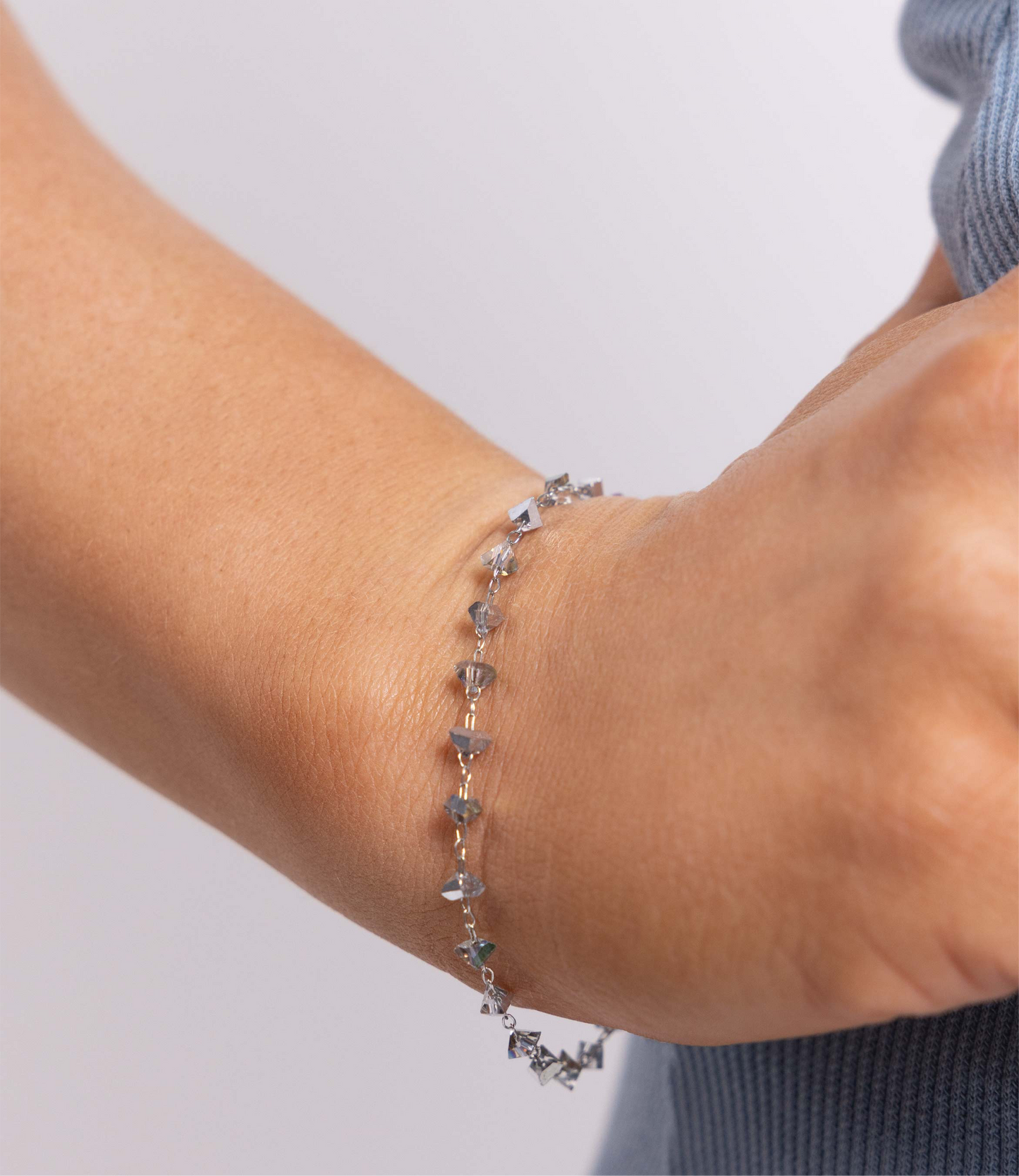 Paparazzi Bracelets - Chiseled Character - Silver
