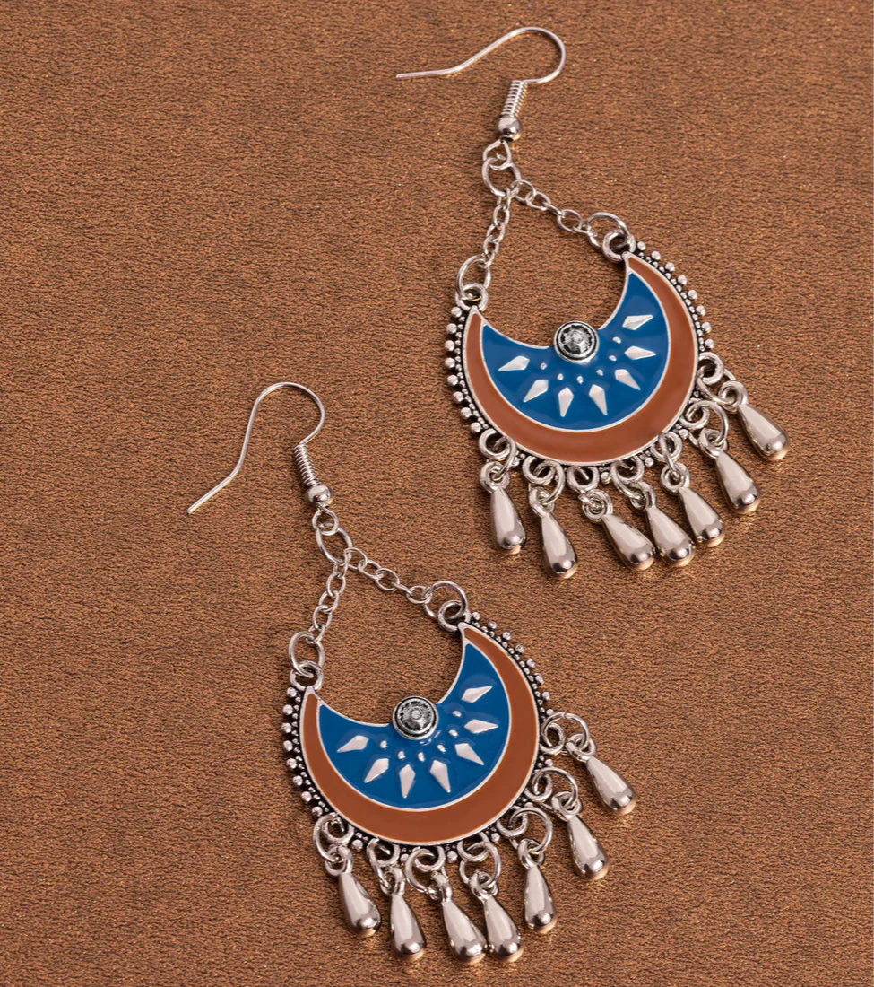 Paparazzi Earrings - I Just Need Chime - Blue