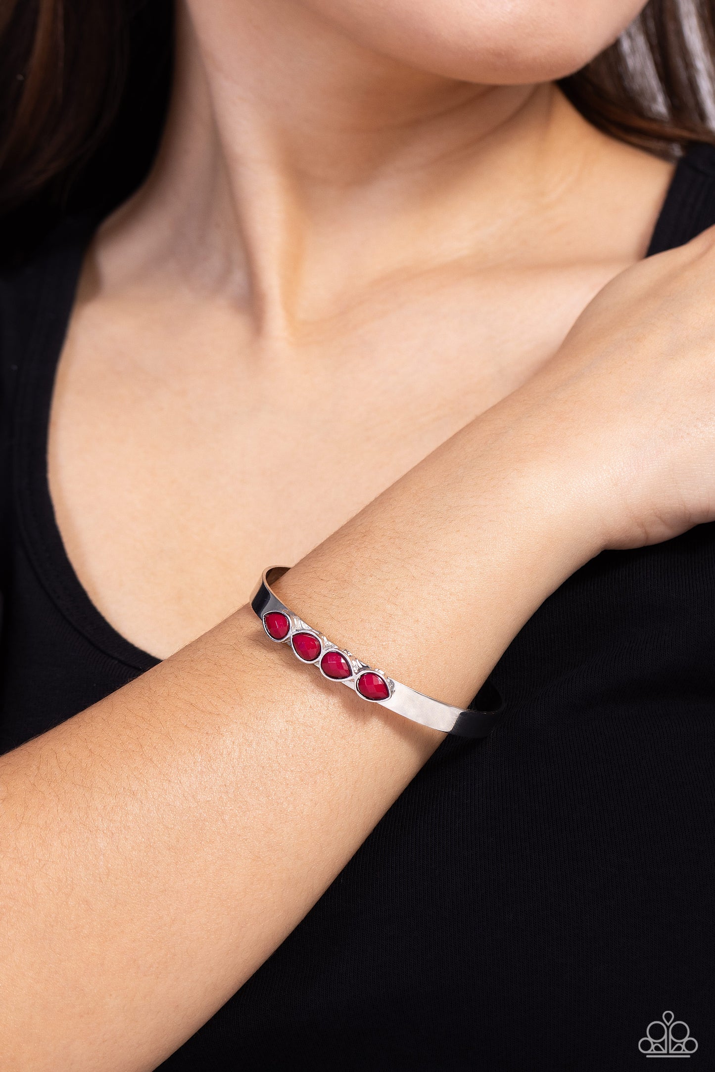 Paparazzi Bracelets - Prismatically Petite - Red