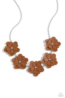 Paparazzi Necklacess - Balance of Flower - Brown