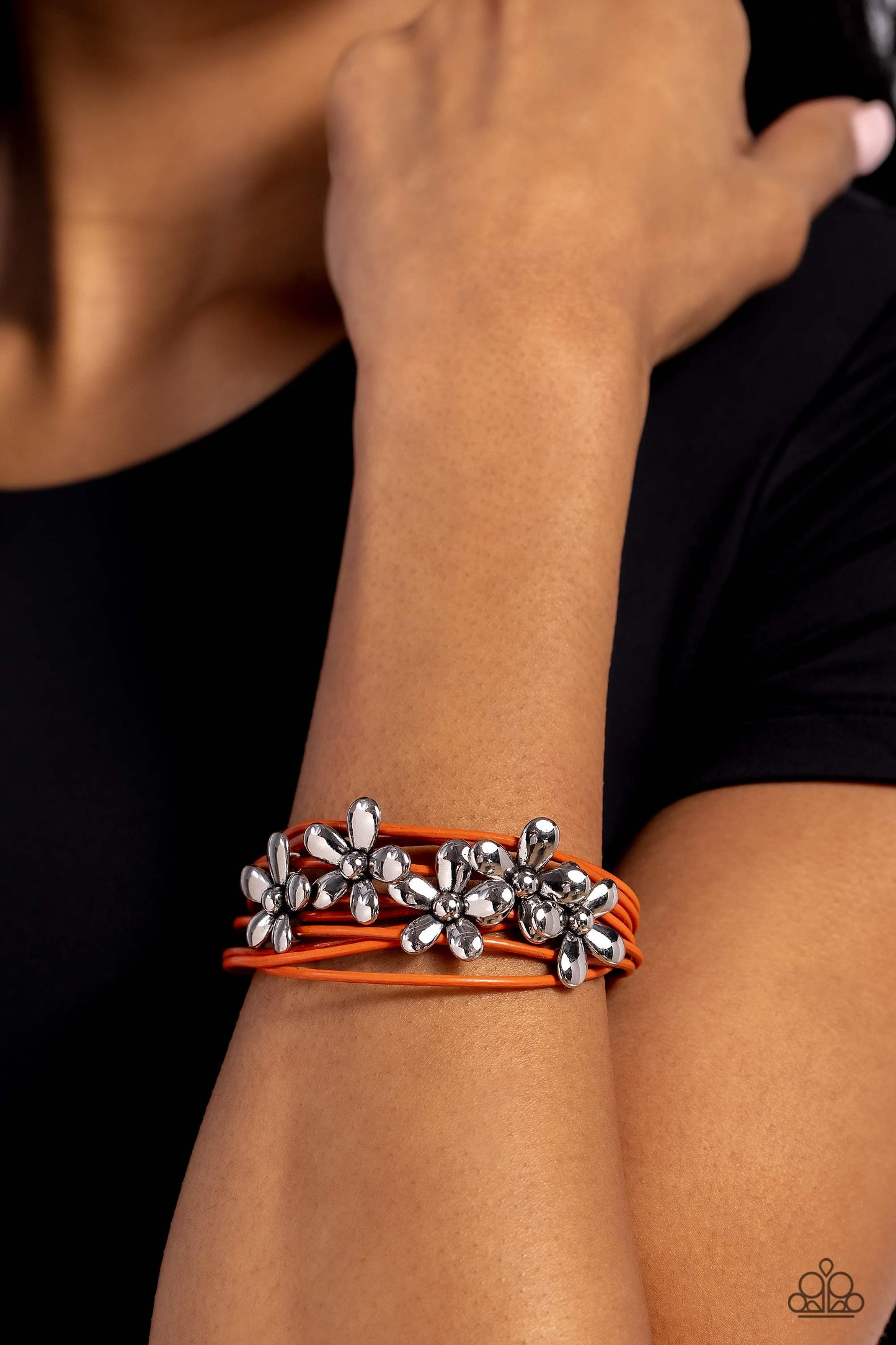Paparazzi Bracelets - Here Comes the Bloom - Orange