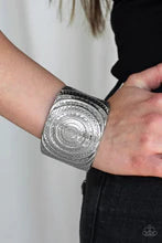 Paparazzi Bracelets - Bare Your Sol - Silver