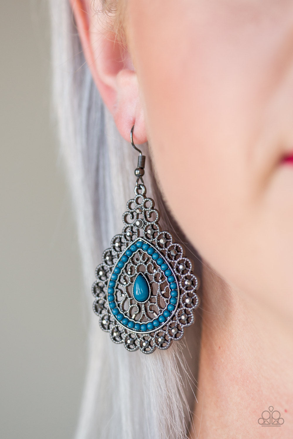 Paparazzi Earrings - Carnival Courtesan - Blue