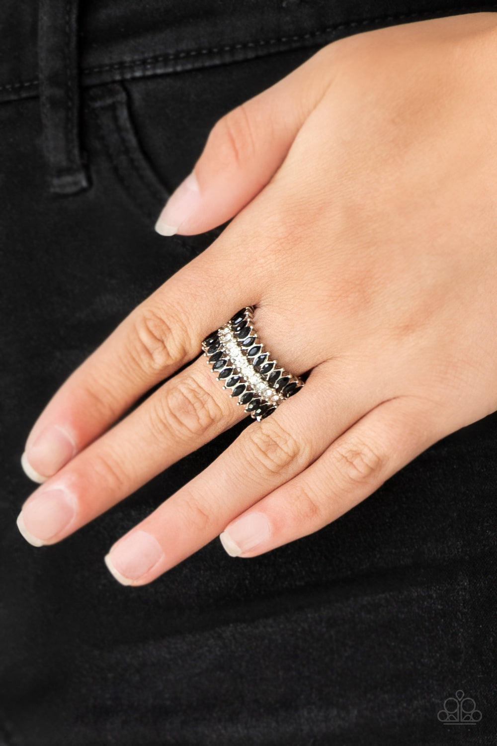 Paparazzi Rings - Treasury Fund - Black