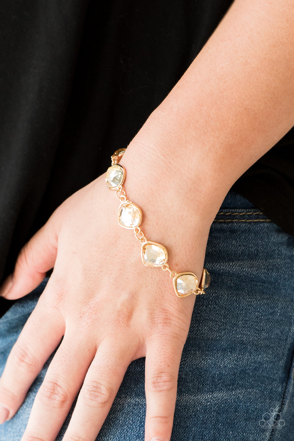 Paparazzi Bracelets - Perfect Imperfection - Gold