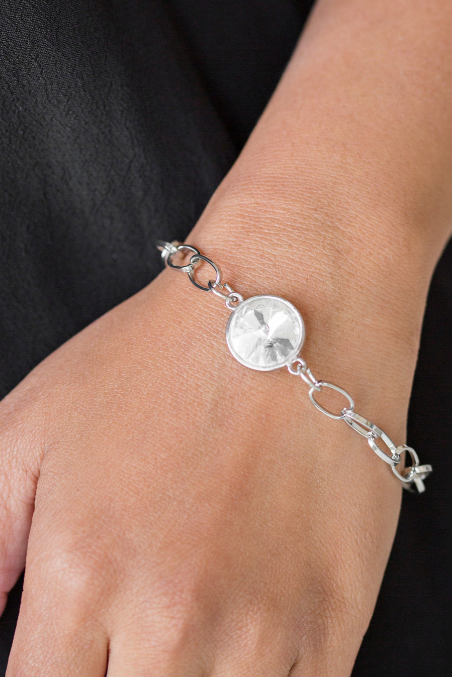 Paparazzi Bracelets - All Aglitter - White