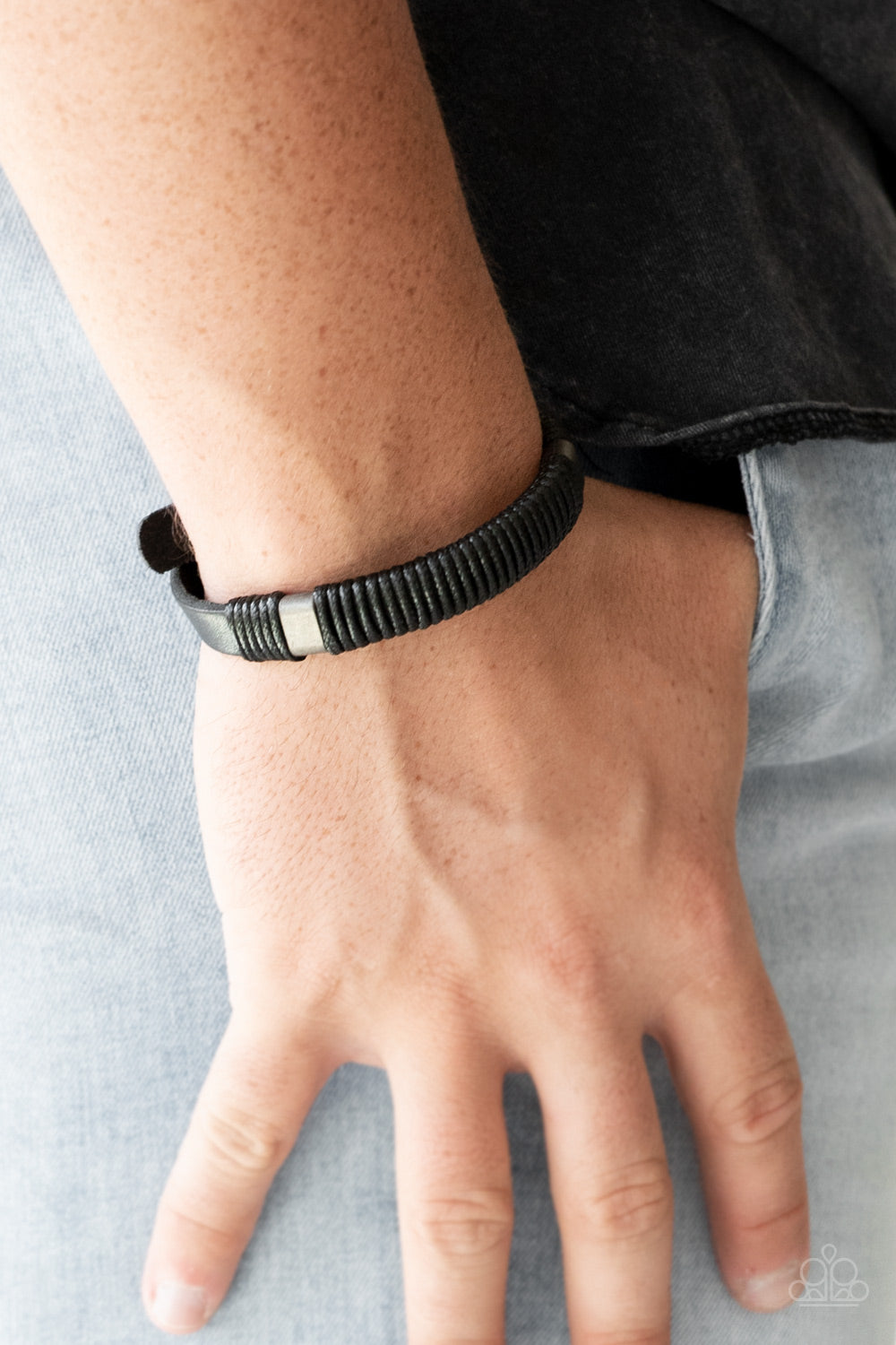 Paparazzi Urban Collection bracelet - wrap - What Happens On The Road... - Black
