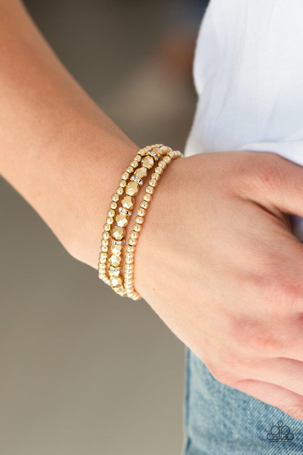 Paparazzi Bracelets - Let There Beam Light - Gold