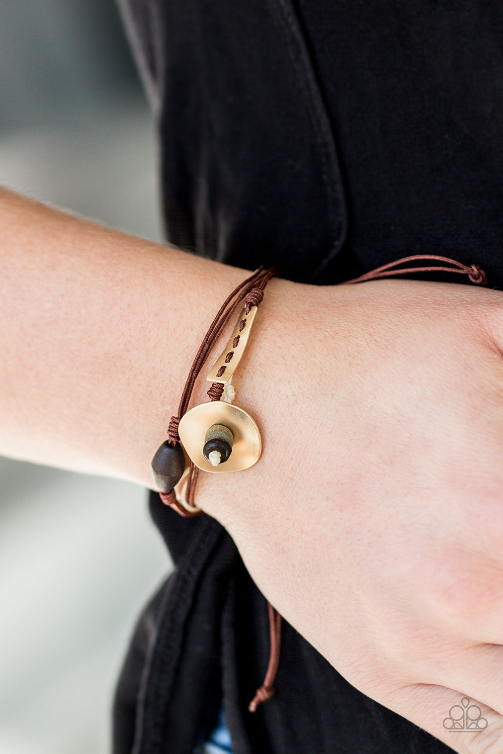 Paparazzi Urban Collection bracelet - Trail Trek - Brown