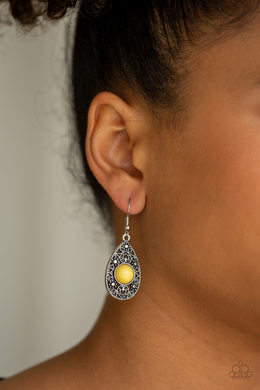 Paparazzi Earrings - From Pop To Bottom - Yellow