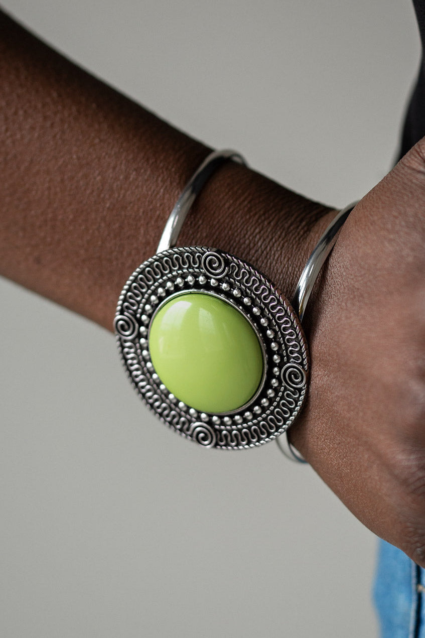 Paparazzi Bracelets - Tribal Pop - Green