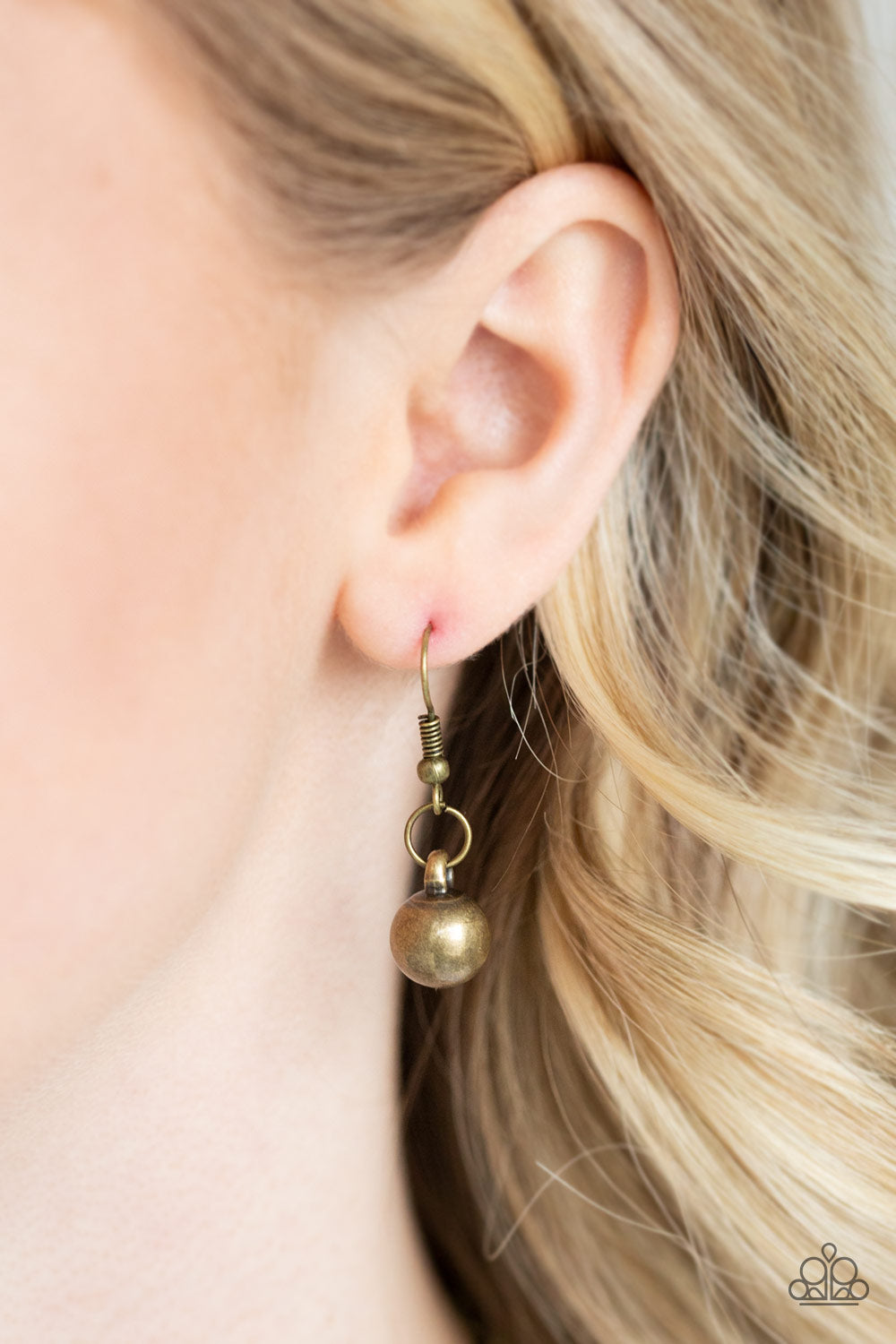 Paparazzi Necklaces - Powerhouse Prowl - Brass
