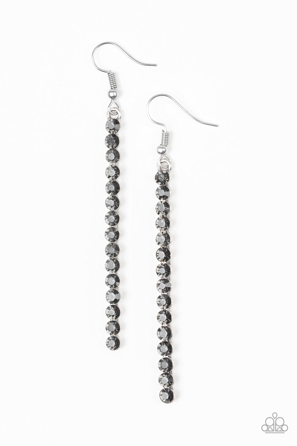 Paparazzi Earrings - Grunge Meets Glamour - Black