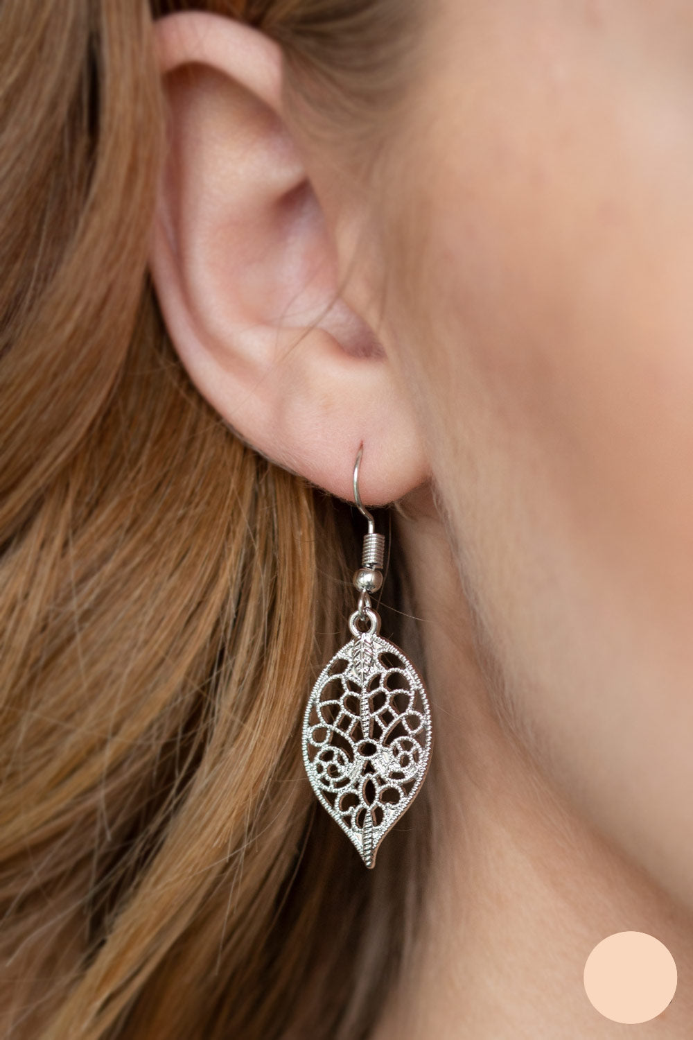 Paparazzi Necklaces - Leafy Lagoon - Silver