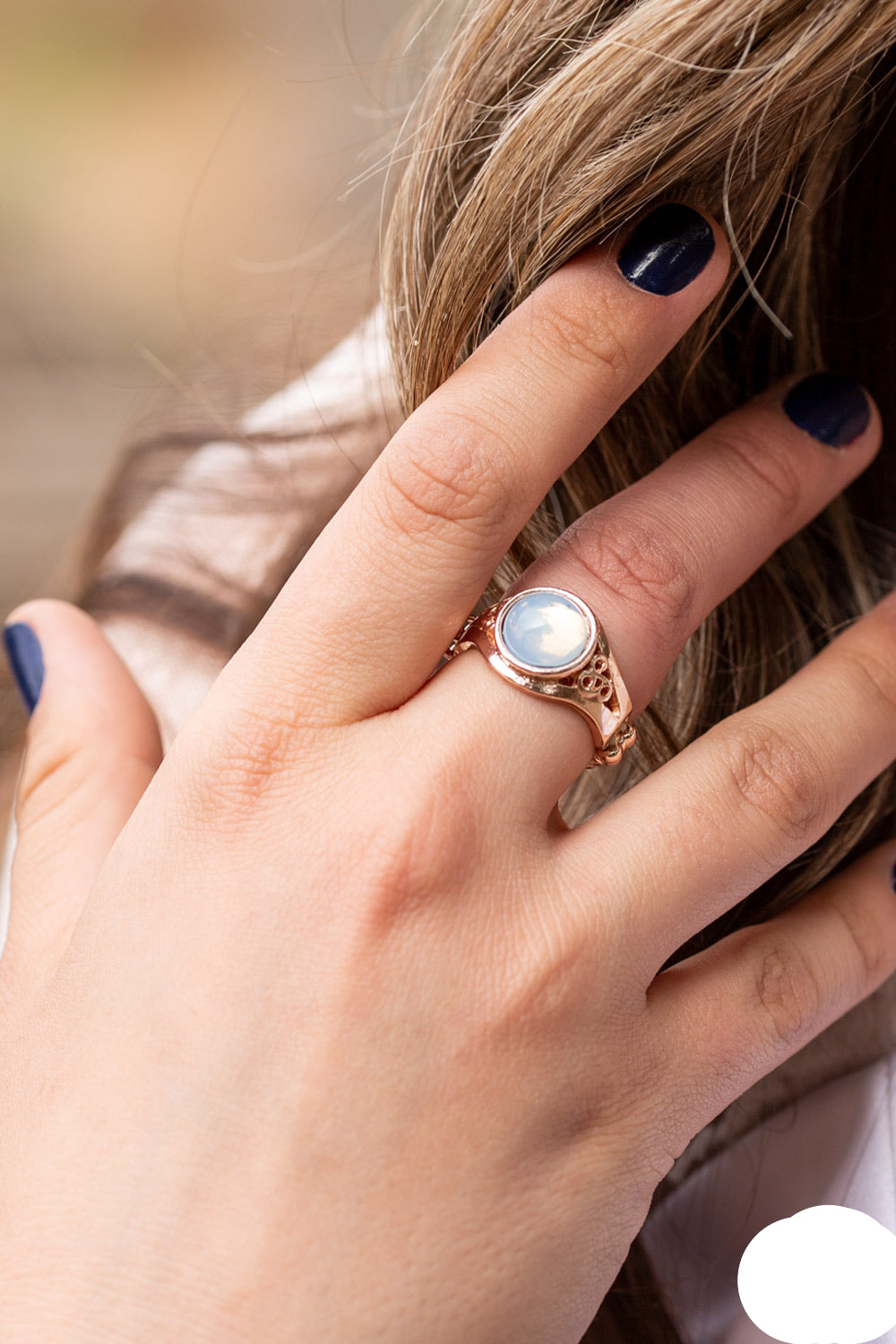 Paparazzi Rings - It Just Goes To Glow - Rose Gold