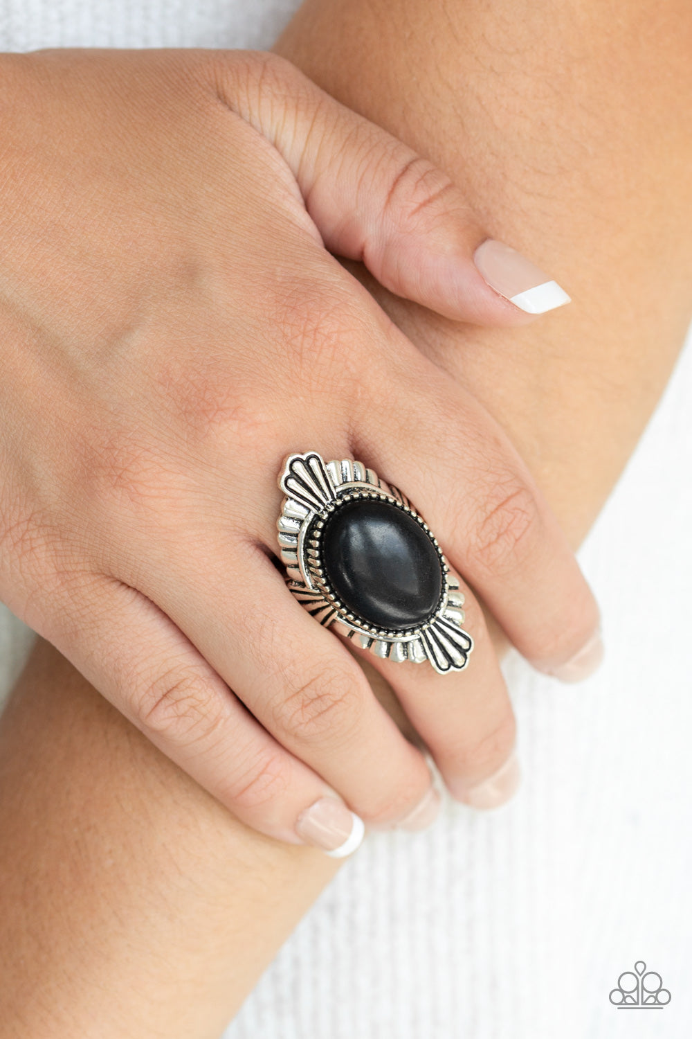 Paparazzi Rings - Pioneer Party - Black