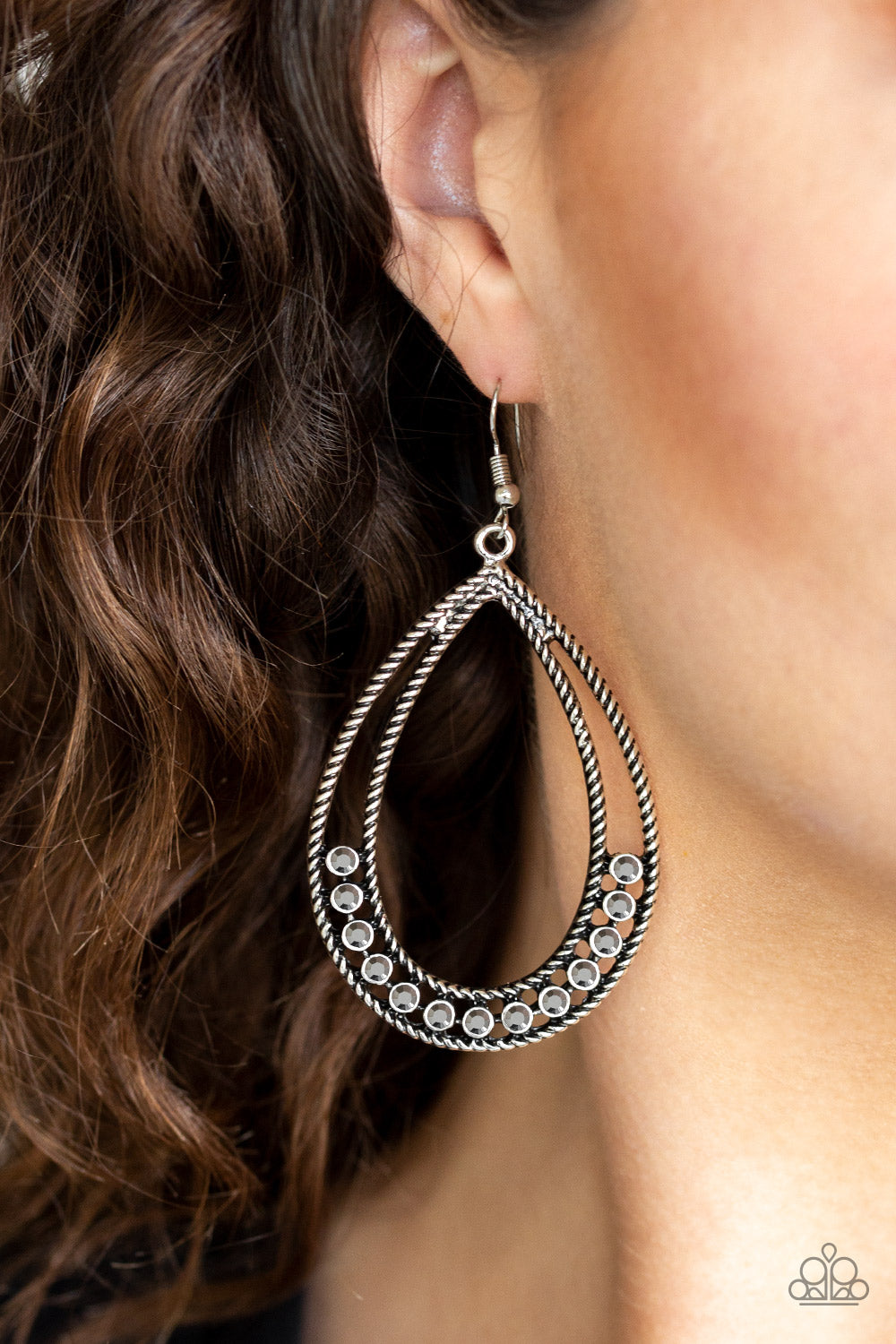 Paparazzi Earrings- Glitz Fit - Silver