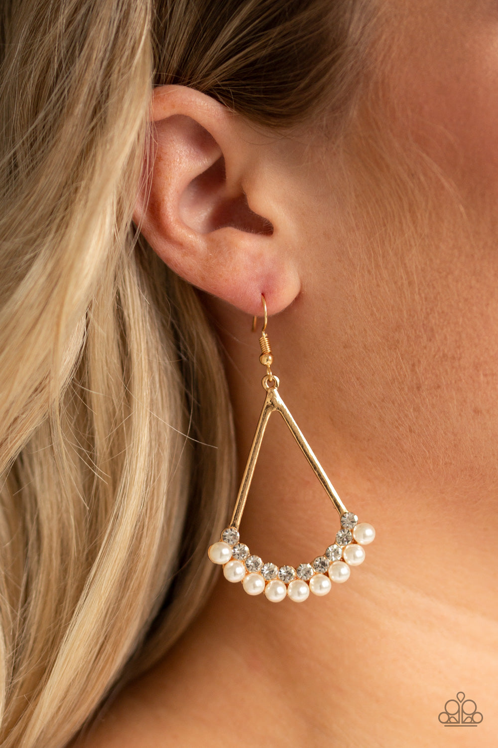 Paparazzi Earrings - Top to Bottom - Gold