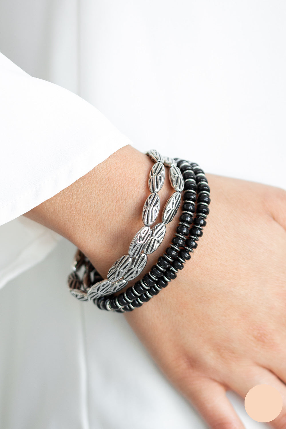Paparazzi Bracelets - Wild Wonder - Black
