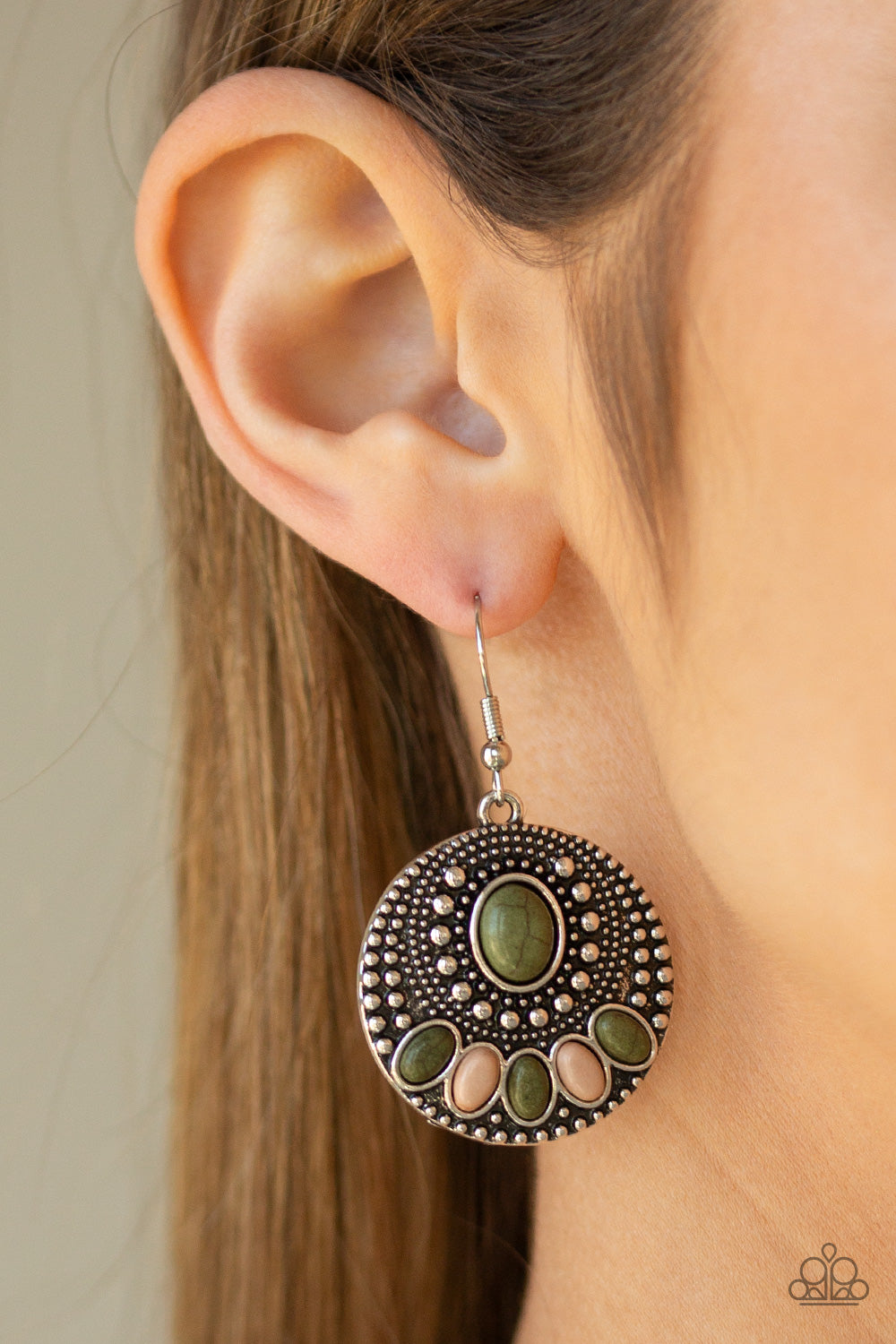Paparazzi Earrings - Sandstone Paradise - Green