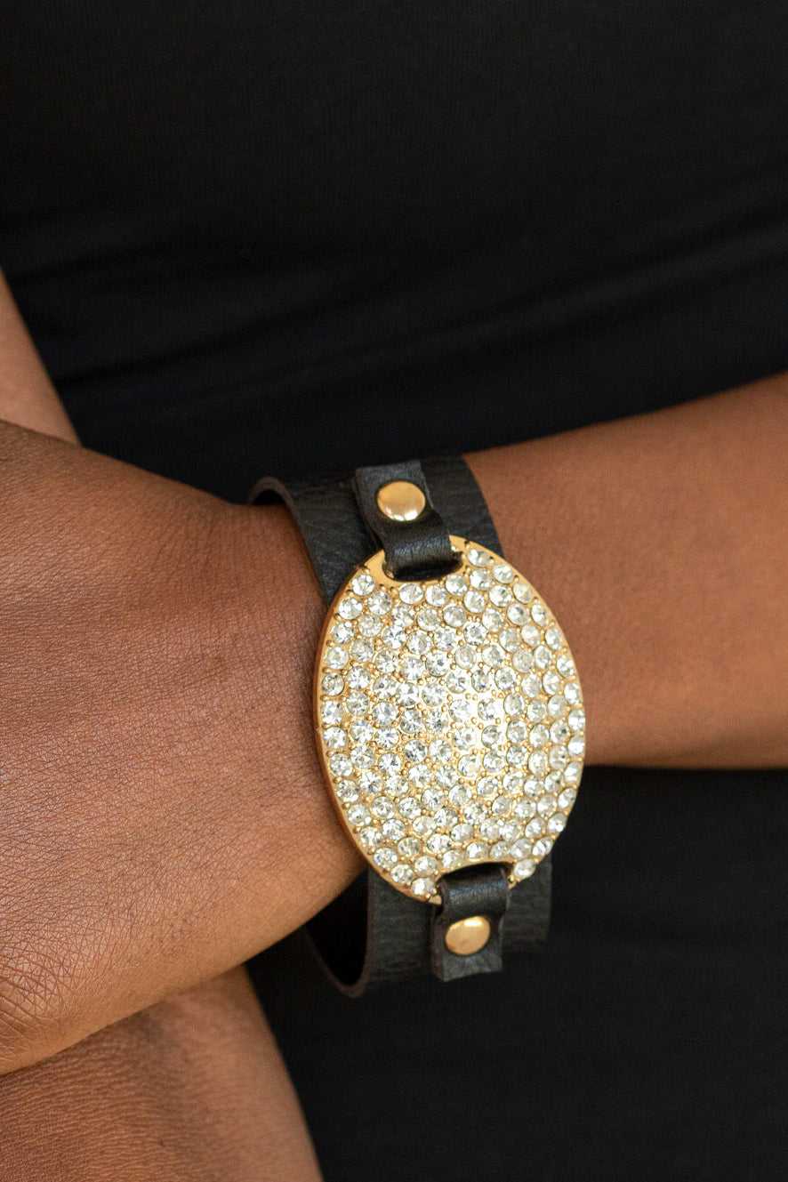 Paparazzi Urban Collection wrap - Better Recognize - Gold