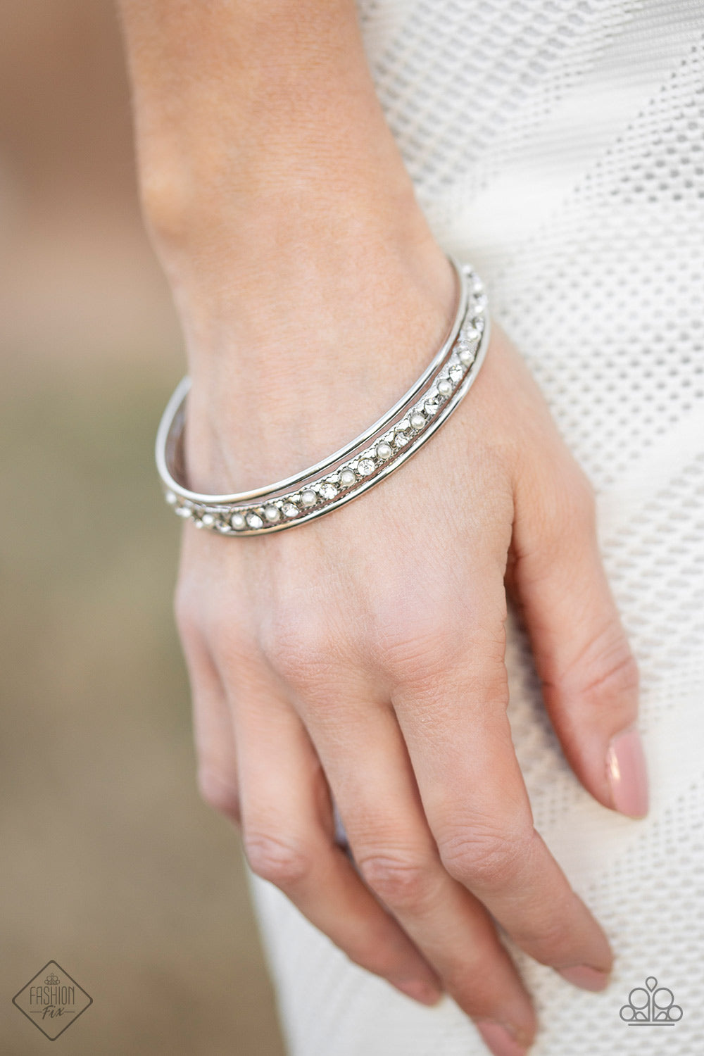 Paparazzi Bracelets - Ballroom Bauble - white