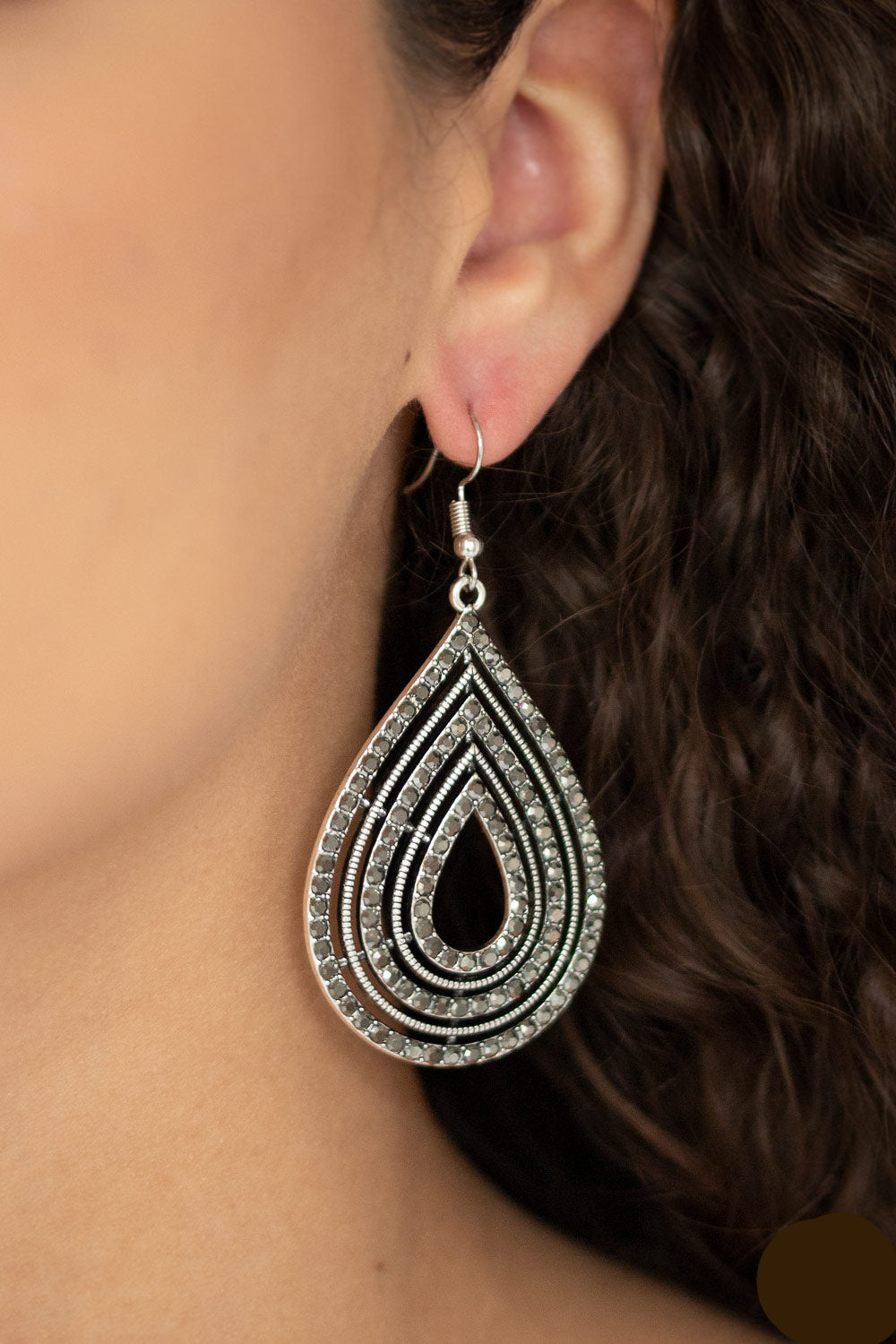 Paparazzi Earrings - 5th Avenue Attraction - Silver