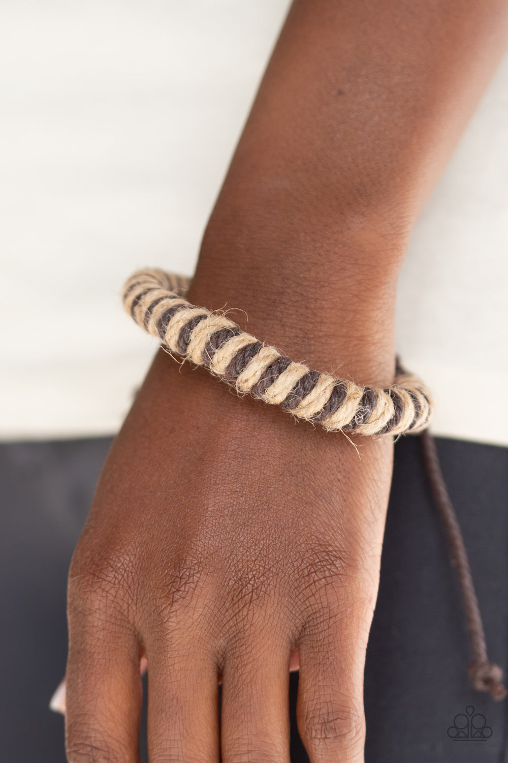 Paparazzi Urban Collection - Island Hopper - Brown