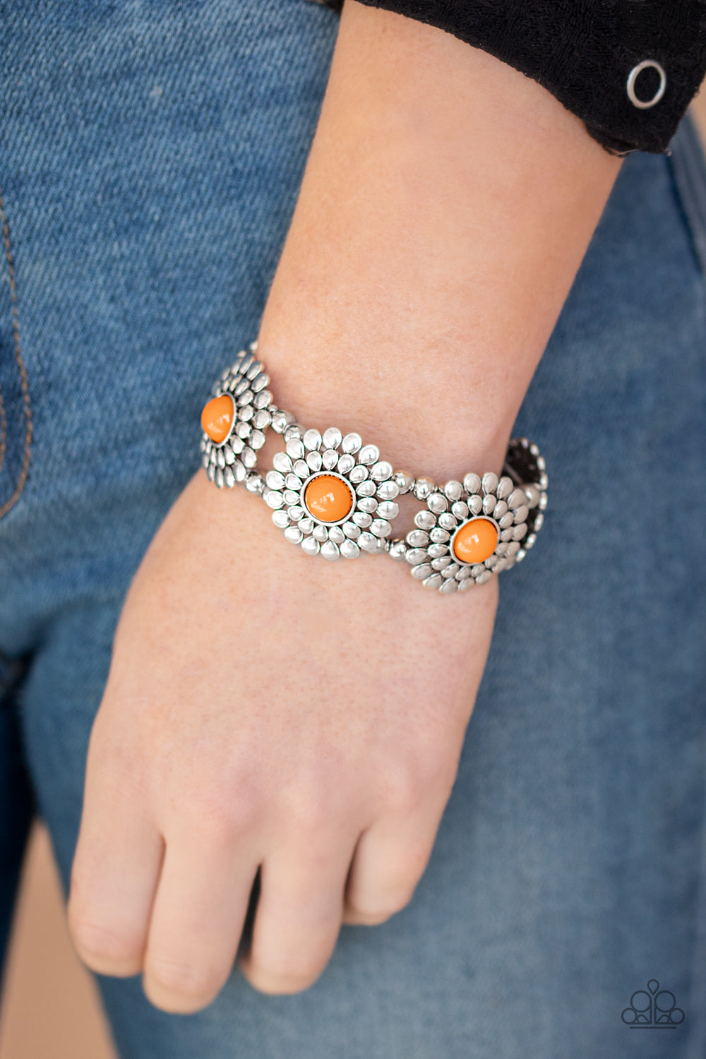 Paparazzi Bracelets - Bountiful Blossoms - Orange