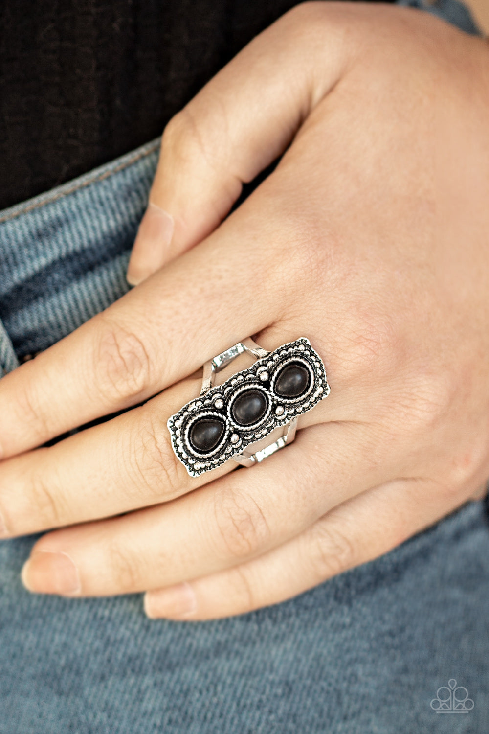 Paparazzi Rings - Desert Destiny - Black