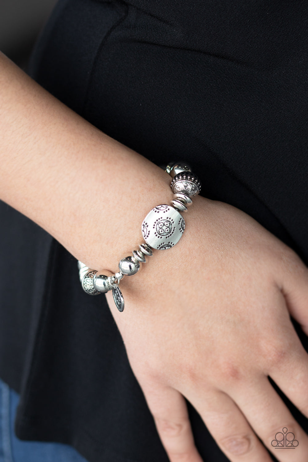 Paparazzi Bracelets - Aesthetic Appeal - Silver