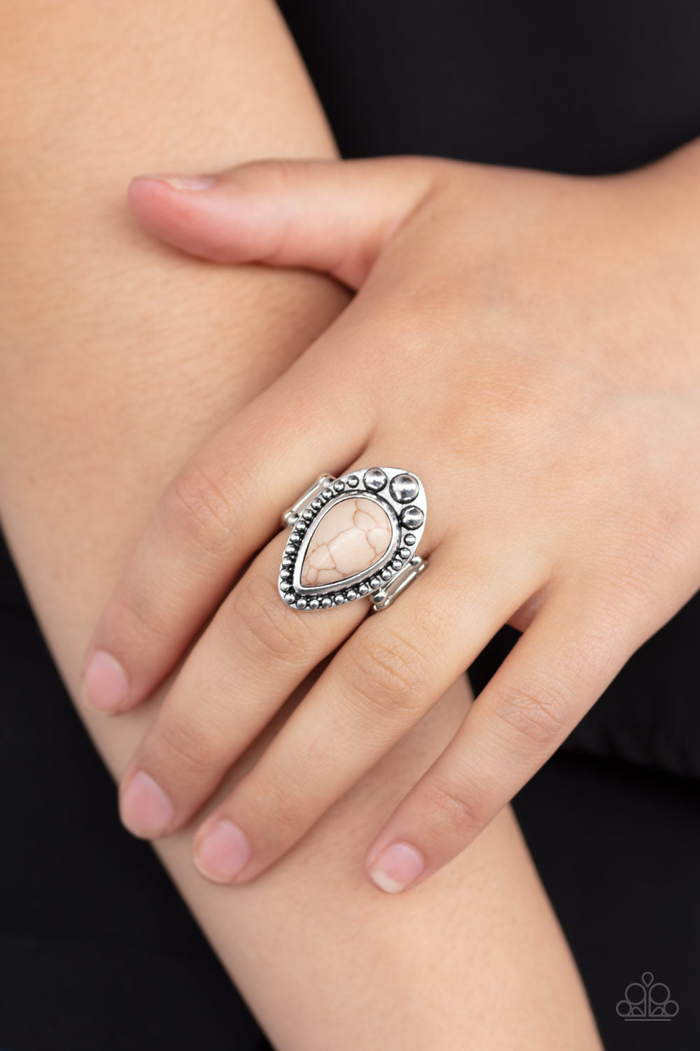 Paparazzi Rings - Backroad Bauble - Brown