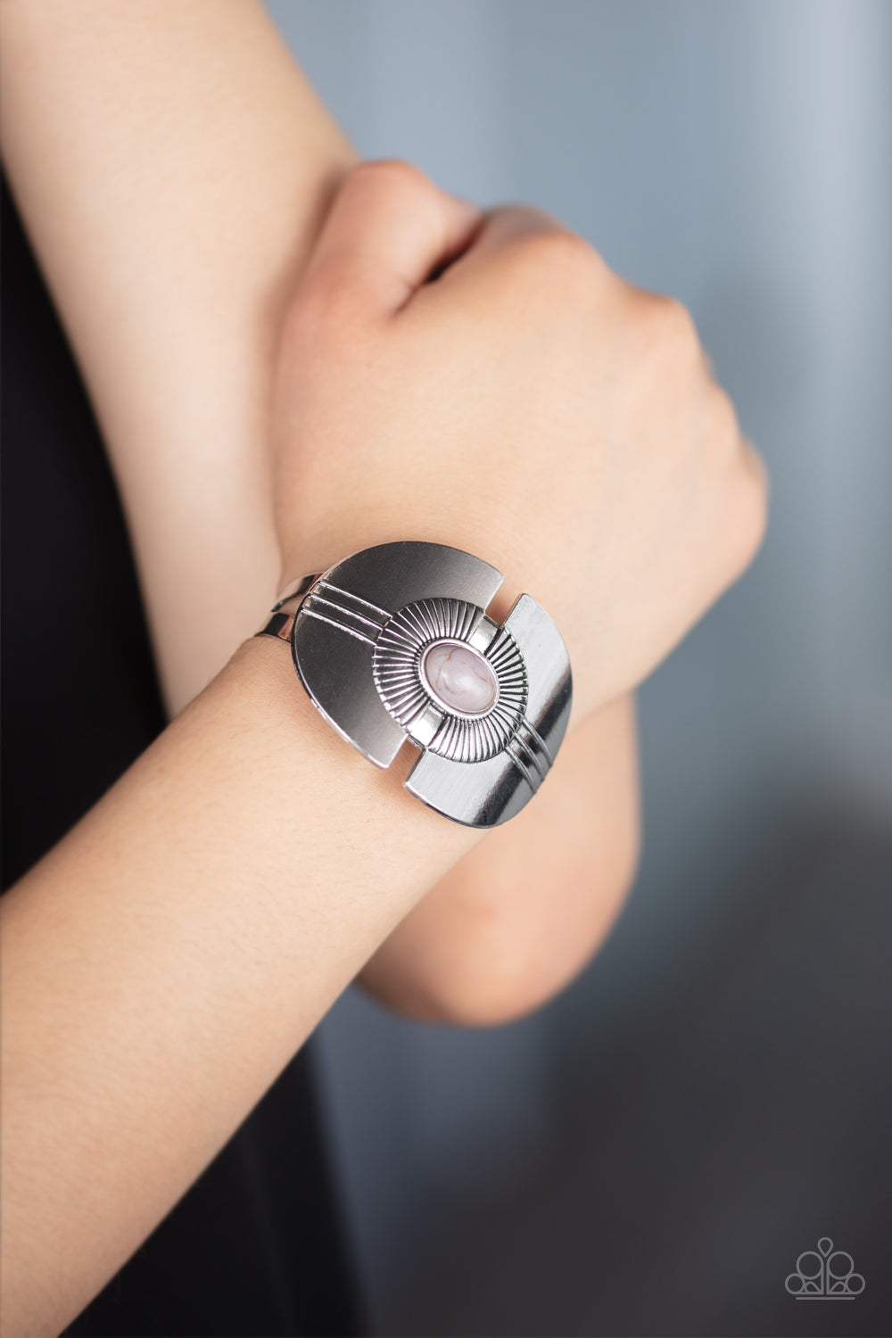 Paparazzi Bracelets - Canyon Couture - Silver